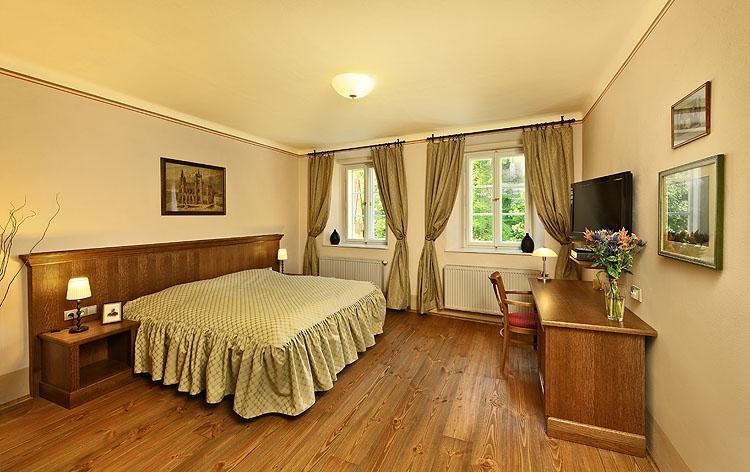 Hotel Edward Kelly Cesky Krumlov Exterior foto