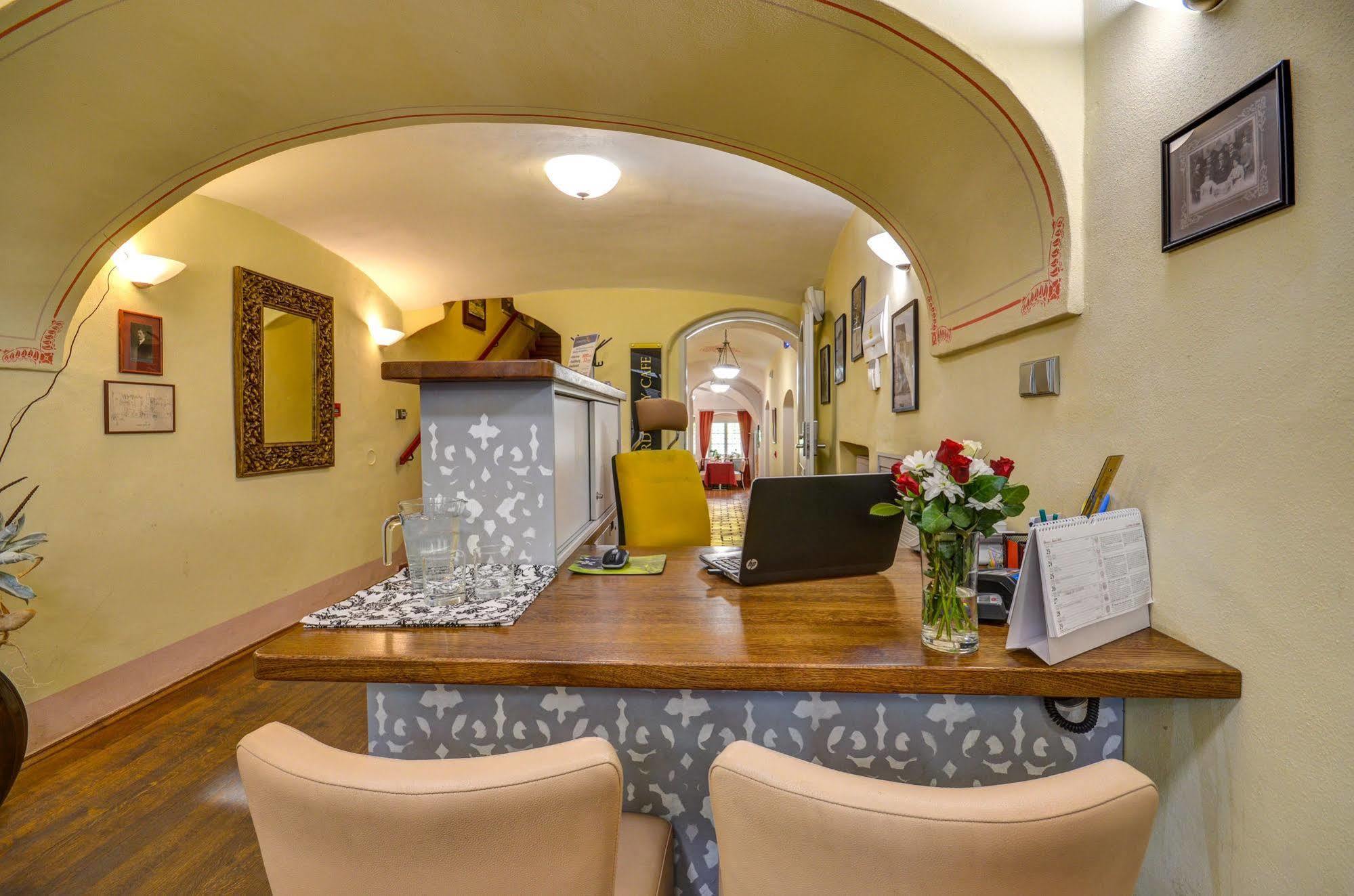Hotel Edward Kelly Cesky Krumlov Exterior foto
