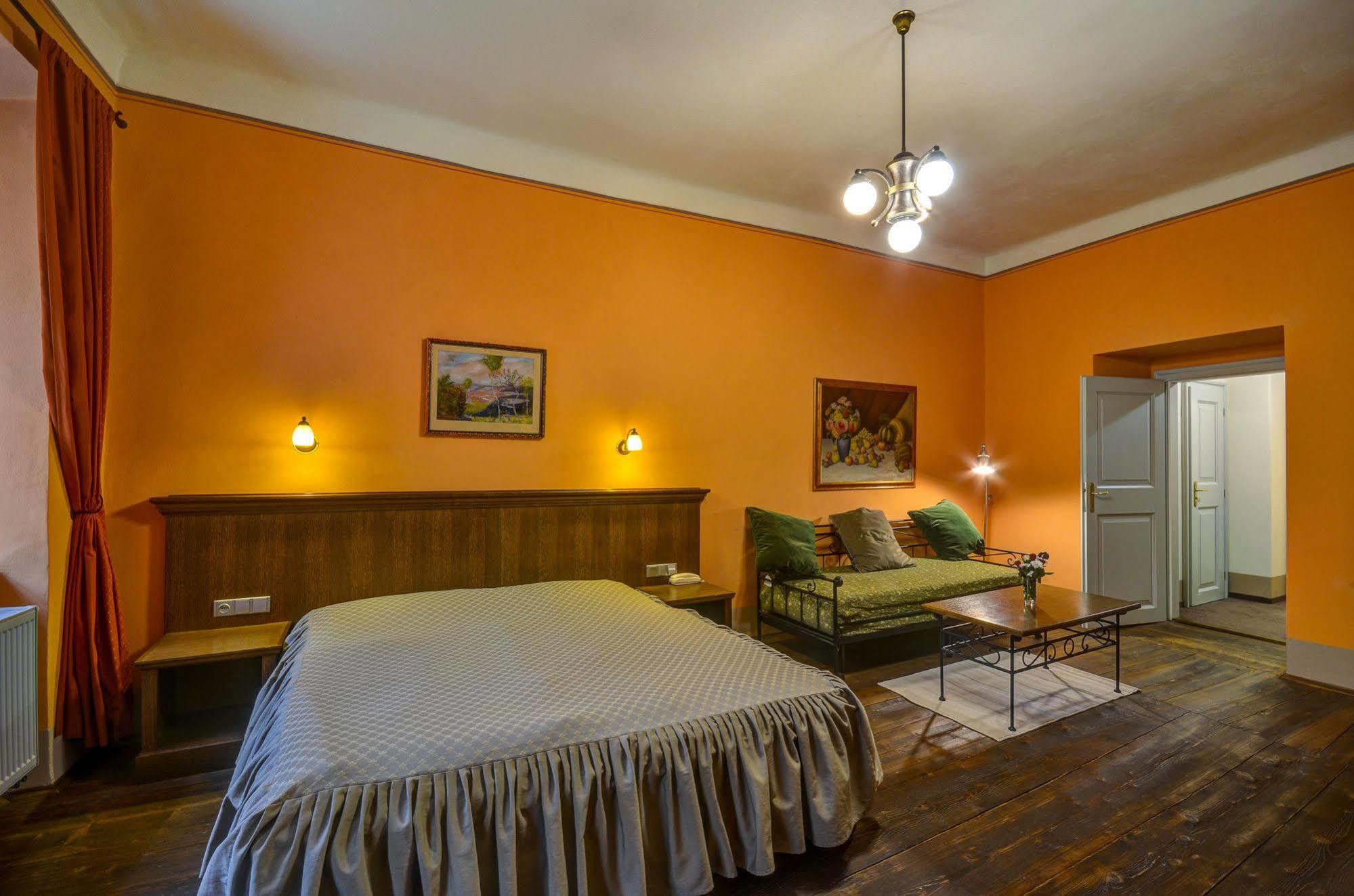Hotel Edward Kelly Cesky Krumlov Exterior foto