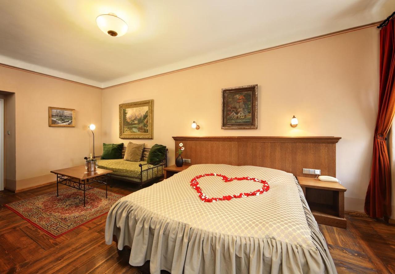 Hotel Edward Kelly Cesky Krumlov Exterior foto